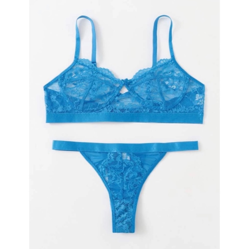 Blue Lace Lingerie Set - Picture 3 of 6